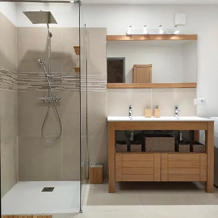L'Envoutement Provencal, Jacuzzi Privatif Et Spa Orgon Exterior foto